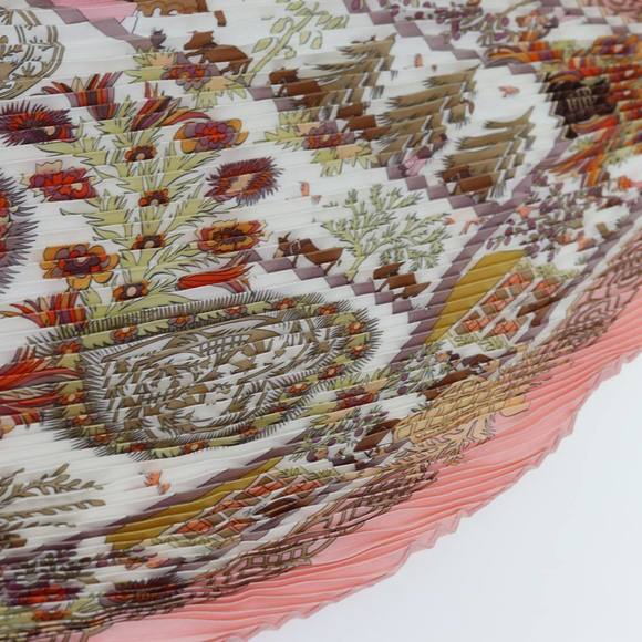 HERMES Carre Pleated Decoupages Scarf Silk Pink Auth hk1221 - Picture 8 of 16
